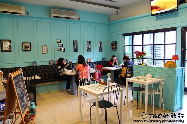 【高雄/捷運凹子底】URBAN Kitchen 爾本廚房–可愛的立體拉花&Tiffany藍的鄉村風環境 @J&A的旅行 【高雄/捷運凹子底】URBAN Kitchen 爾本廚房–可愛的立體拉花&Tiffany藍的鄉村風環境