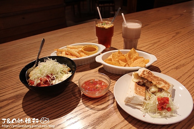 【台北車站】Libre Burrito 墨西哥料理–爆漿起司薄餅,餅皮酥脆、起司好多!!!! @J&A的旅行 【台北車站】Libre Burrito 墨西哥料理–爆漿起司薄餅,餅皮酥脆、起司好多!!!!