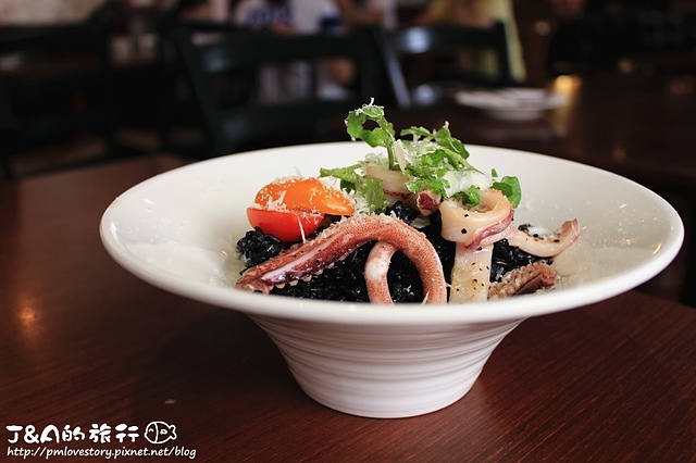 【國父紀念館】傳奇玫瑰花園 Nana chef–低溫牛肉料理,鎖住肉汁、保持鮮香! @J&A的旅行 【國父紀念館】傳奇玫瑰花園 Nana chef–低溫牛肉料理,鎖住肉汁、保持鮮香!
