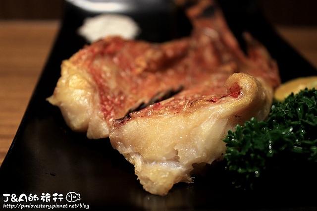 【捷運忠孝敦化】惡犬食堂–附最新菜單,入口即化比目魚握壽司,東區深夜食堂,宵夜覓食好去處! 惡犬食堂士林店/台北消夜/台北宵夜 @J&A的旅行 【捷運忠孝敦化】惡犬食堂–附最新菜單,入口即化比目魚握壽司,東區深夜食堂,宵夜覓食好去處! 惡犬食堂士林店/台北消夜/台北宵夜