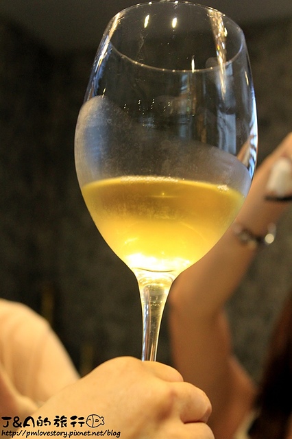 黑后風華–白葡萄酒帶有荔枝香,台灣釀造的葡萄酒! @J&A的旅行 黑后風華–白葡萄酒帶有荔枝香,台灣釀造的葡萄酒!