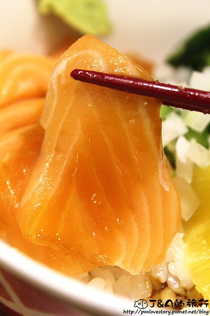 【捷運松江南京】飯樂丼 Fun Rice–創意鮭魚夏威夷丼,鳳梨搭鮭魚生魚片好特別! 飯樂丼自由配 @J&A的旅行 【捷運松江南京】飯樂丼 Fun Rice–創意鮭魚夏威夷丼,鳳梨搭鮭魚生魚片好特別! 飯樂丼自由配