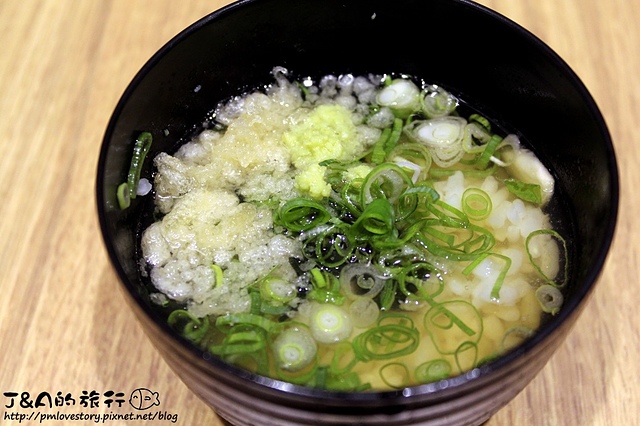 【捷運松江南京】飯樂丼 Fun Rice–創意鮭魚夏威夷丼，鳳梨搭鮭魚生魚片好特別!  飯樂丼自由配