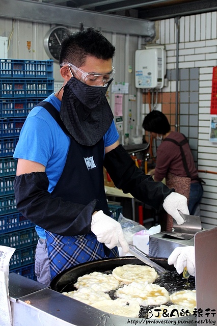 【宜蘭/礁溪】礁溪柯氏蔥油餅(礁溪蔥油餅)–有嚼勁餅皮搭配濃郁蔥花香氣,礁溪人氣排隊美食小吃。 @J&A的旅行 【宜蘭/礁溪】礁溪柯氏蔥油餅(礁溪蔥油餅)–有嚼勁餅皮搭配濃郁蔥花香氣,礁溪人氣排隊美食小吃。