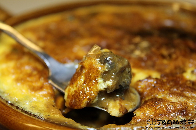 【捷運信義安和】蝸牛義大利餐廳 Snail Itallian Restaurant–約會餐廳首選!好吃的牛頰肉、牛排&拿坡里式Q軟餅皮比薩~