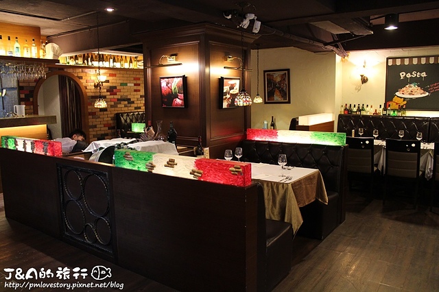 【捷運信義安和】蝸牛義大利餐廳 Snail Itallian Restaurant–約會餐廳首選!好吃的牛頰肉、牛排&拿坡里式Q軟餅皮比薩~ @J&A的旅行 【捷運信義安和】蝸牛義大利餐廳 Snail Itallian Restaurant–約會餐廳首選!好吃的牛頰肉、牛排&拿坡里式Q軟餅皮比薩~