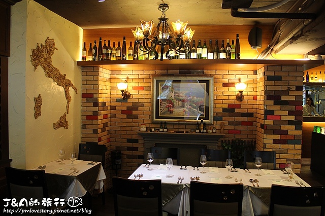 【捷運信義安和】蝸牛義大利餐廳 Snail Itallian Restaurant–約會餐廳首選!好吃的牛頰肉、牛排&拿坡里式Q軟餅皮比薩~ @J&A的旅行 【捷運信義安和】蝸牛義大利餐廳 Snail Itallian Restaurant–約會餐廳首選!好吃的牛頰肉、牛排&拿坡里式Q軟餅皮比薩~