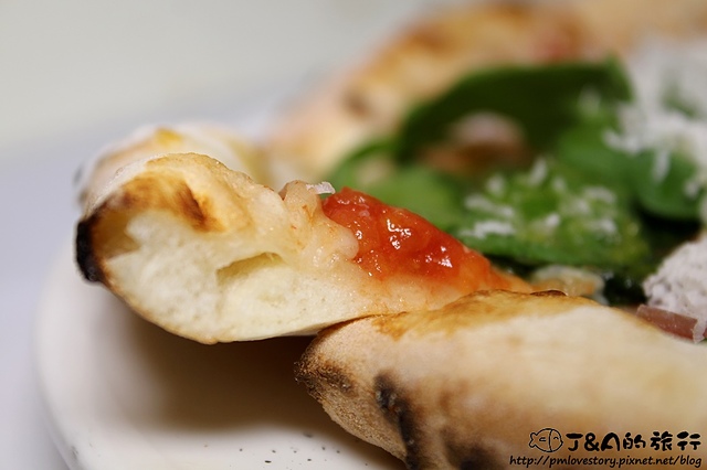 【捷運信義安和】蝸牛義大利餐廳 Snail Itallian Restaurant–約會餐廳首選!好吃的牛頰肉、牛排&拿坡里式Q軟餅皮比薩~ @J&A的旅行 【捷運信義安和】蝸牛義大利餐廳 Snail Itallian Restaurant–約會餐廳首選!好吃的牛頰肉、牛排&拿坡里式Q軟餅皮比薩~