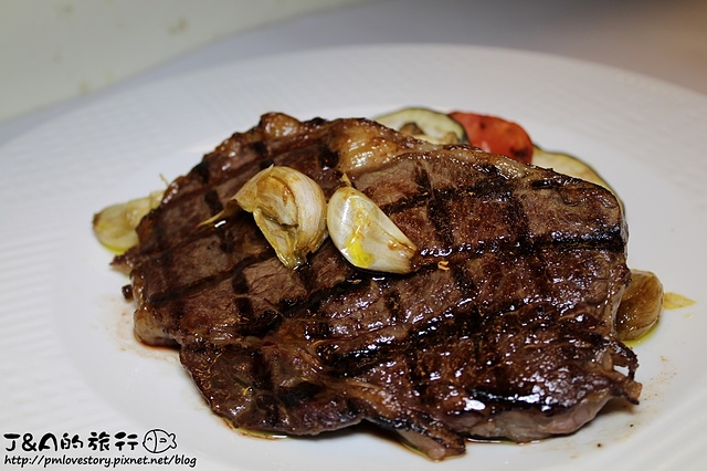 【捷運信義安和】蝸牛義大利餐廳 Snail Itallian Restaurant–約會餐廳首選!好吃的牛頰肉、牛排&拿坡里式Q軟餅皮比薩~ @J&A的旅行 【捷運信義安和】蝸牛義大利餐廳 Snail Itallian Restaurant–約會餐廳首選!好吃的牛頰肉、牛排&拿坡里式Q軟餅皮比薩~