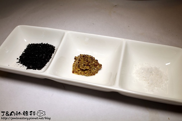 【捷運信義安和】蝸牛義大利餐廳 Snail Itallian Restaurant–約會餐廳首選!好吃的牛頰肉、牛排&拿坡里式Q軟餅皮比薩~ @J&A的旅行 【捷運信義安和】蝸牛義大利餐廳 Snail Itallian Restaurant–約會餐廳首選!好吃的牛頰肉、牛排&拿坡里式Q軟餅皮比薩~