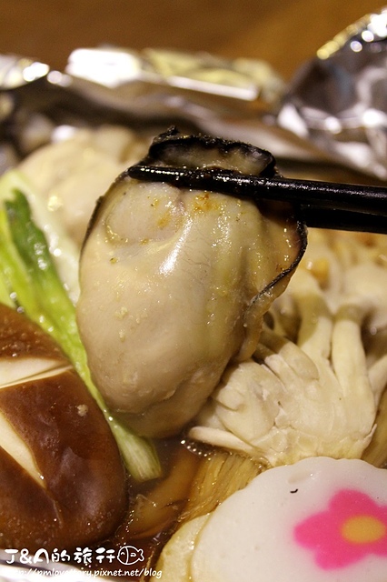 【捷運中山國中】老貳樓小料理居酒屋(老貳樓 龍江店)–厚切生牛肉、新鮮生魚片 道道精緻美味! @J&A的旅行 【捷運中山國中】老貳樓小料理居酒屋(老貳樓 龍江店)–厚切生牛肉、新鮮生魚片 道道精緻美味!