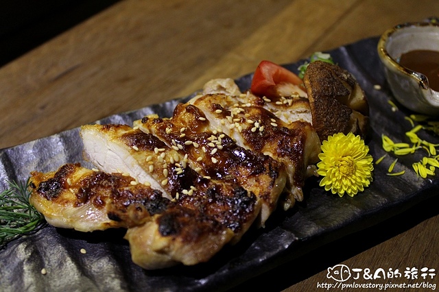 【捷運中山國中】老貳樓小料理居酒屋(老貳樓 龍江店)–厚切生牛肉、新鮮生魚片 道道精緻美味! @J&A的旅行 【捷運中山國中】老貳樓小料理居酒屋(老貳樓 龍江店)–厚切生牛肉、新鮮生魚片 道道精緻美味!