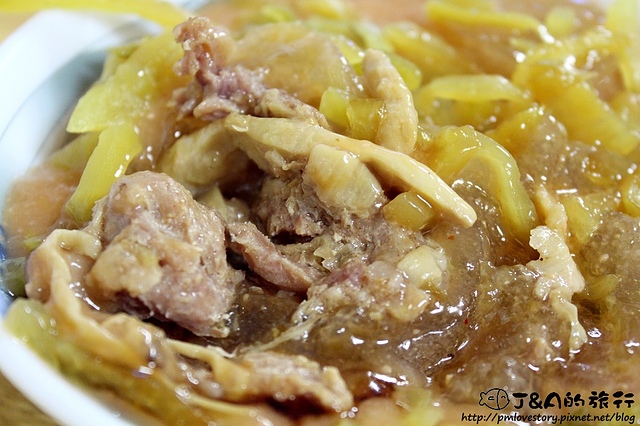 【宜蘭/礁溪】礁溪肉圓配酸菜–礁溪隱藏版小吃 酸菜肉圓。 食尚玩家推薦美食 @J&A的旅行 【宜蘭/礁溪】礁溪肉圓配酸菜–礁溪隱藏版小吃 酸菜肉圓。 食尚玩家推薦美食