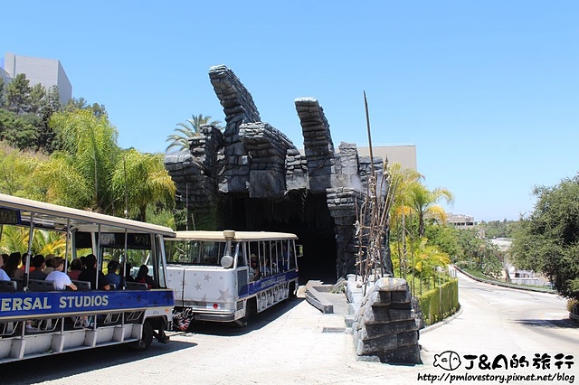 【美國西岸♥Universal City】好萊塢環球影城 Universal Studios Hollywood–超震撼的空難場景! 遊園列車 Studio Tour分享~ @J&A的旅行 【美國西岸♥Universal City】好萊塢環球影城 Universal Studios Hollywood–超震撼的空難場景! 遊園列車 Studio Tour分享~