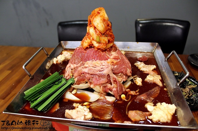 【捷運中山】金太郎平盆鍋料理–日本來的特色平盆鍋.生牛肉料理。ちりとり鍋 金太郎 kintaro テッチャン鍋金太郎 @J&A的旅行 【捷運中山】金太郎平盆鍋料理–日本來的特色平盆鍋.生牛肉料理。ちりとり鍋 金太郎 kintaro テッチャン鍋金太郎