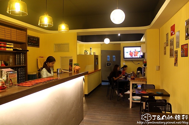 【捷運科技大樓】Three Koalas 三隻無尾熊–平價大份量美食,酥炸爆漿燉飯球好可愛~百元就能品嘗到的美義式料理。 DIY比薩 客製化比薩 @J&A的旅行 【捷運科技大樓】Three Koalas 三隻無尾熊–平價大份量美食,酥炸爆漿燉飯球好可愛~百元就能品嘗到的美義式料理。 DIY比薩 客製化比薩