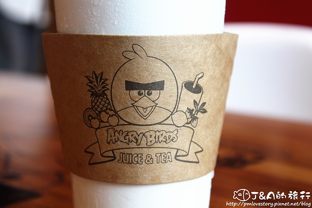 【捷運板橋】Angry Birds Juice & Tea(附菜單)–可愛憤怒鳥主題飲料店,平價現打新鮮果汁(憤怒鳥鮮果)! Angry Birds 果汁&茶/憤怒鳥果汁&茶/憤怒鳥主題餐廳/麗寶百貨 @J&A的旅行 【捷運板橋】Angry Birds Juice & Tea(附菜單)–可愛憤怒鳥主題飲料店,平價現打新鮮果汁(憤怒鳥鮮果)! Angry Birds 果汁&茶/憤怒鳥果汁&茶/憤怒鳥主題餐廳/麗寶百貨
