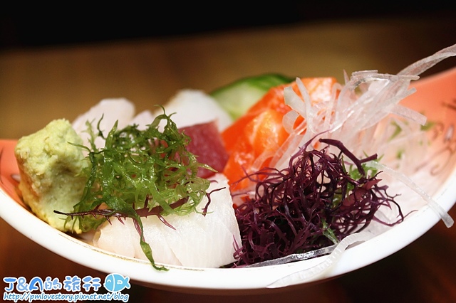 【捷運信義安和】呂河日本料理–迷你壽喜燒好可愛!生秋刀魚握壽司好特別~ 無菜單日本料理/呂河日式料理/日本料理店推薦 @J&A的旅行 【捷運信義安和】呂河日本料理–迷你壽喜燒好可愛!生秋刀魚握壽司好特別~ 無菜單日本料理/呂河日式料理/日本料理店推薦
