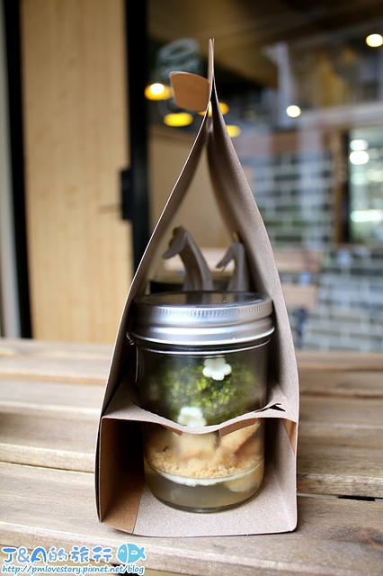 【捷運松江南京】Jar Pâtisserie 瓶子甜點–野餐推薦!攜帶方便瓶子甜點,綠野仙蹤擺在桌上就像是一件藝術品!超療癒瓶子甜點/台北瓶子甜點/綠野仙蹤/草莓海綿蛋糕 @J&A的旅行 【捷運松江南京】Jar Pâtisserie 瓶子甜點–野餐推薦!攜帶方便瓶子甜點,綠野仙蹤擺在桌上就像是一件藝術品!超療癒瓶子甜點/台北瓶子甜點/綠野仙蹤/草莓海綿蛋糕