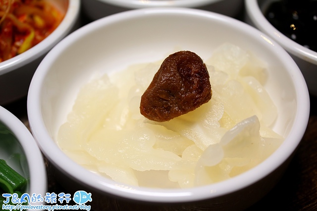 【捷運南京復興】啾哇嘿喲–食尚玩家介紹!超牽絲黃金起司牛肋條登場!還有隱藏版的玫瑰人參豬五花唷~ 台北八色烤肉餐廳/松山韓國料理/近東區韓式料理餐廳