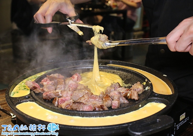 【捷運南京復興】啾哇嘿喲–食尚玩家介紹!超牽絲黃金起司牛肋條登場!還有隱藏版的玫瑰人參豬五花唷~ 台北八色烤肉餐廳/松山韓國料理/近東區韓式料理餐廳