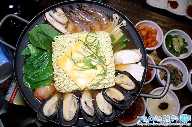【捷運南京復興】啾哇嘿喲–食尚玩家介紹!超牽絲黃金起司牛肋條登場!還有隱藏版的玫瑰人參豬五花唷~ 台北八色烤肉餐廳/松山韓國料理/近東區韓式料理餐廳 @J&A的旅行 【捷運南京復興】啾哇嘿喲–食尚玩家介紹!超牽絲黃金起司牛肋條登場!還有隱藏版的玫瑰人參豬五花唷~ 台北八色烤肉餐廳/松山韓國料理/近東區韓式料理餐廳