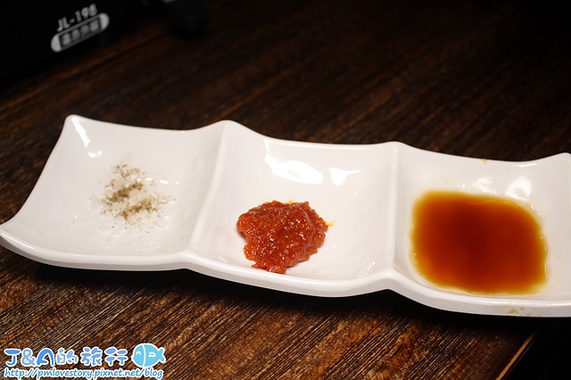 【捷運南京復興】啾哇嘿喲–食尚玩家介紹!超牽絲黃金起司牛肋條登場!還有隱藏版的玫瑰人參豬五花唷~ 台北八色烤肉餐廳/松山韓國料理/近東區韓式料理餐廳