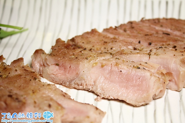 新開幕樂逢居酒屋 7分熟豬肉與雞肉帶給味蕾不同的層次！LAFON 樂逢居酒屋【捷運南京復興】LAFON居酒屋/中山區日本料理/中山區居酒屋/雞肉 Tataki
