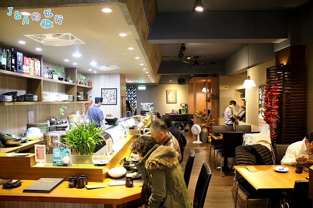 【捷運國父紀念館】三川食事屋–料多手捲60元就吃的到!平日商業午餐170元就有鮭魚定食。San Chuan Japanese Cuisine 附菜單/有包廂日本料理餐廳/延吉街美食 @J&A的旅行 【捷運國父紀念館】三川食事屋–料多手捲60元就吃的到!平日商業午餐170元就有鮭魚定食。San Chuan Japanese Cuisine 附菜單/有包廂日本料理餐廳/延吉街美食