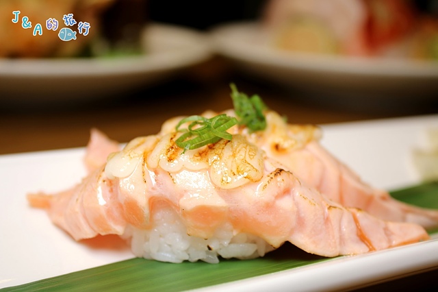 【捷運國父紀念館】三川食事屋–料多手捲60元就吃的到!平日商業午餐170元就有鮭魚定食。San Chuan Japanese Cuisine 附菜單/有包廂日本料理餐廳/延吉街美食 @J&A的旅行 【捷運國父紀念館】三川食事屋–料多手捲60元就吃的到!平日商業午餐170元就有鮭魚定食。San Chuan Japanese Cuisine 附菜單/有包廂日本料理餐廳/延吉街美食