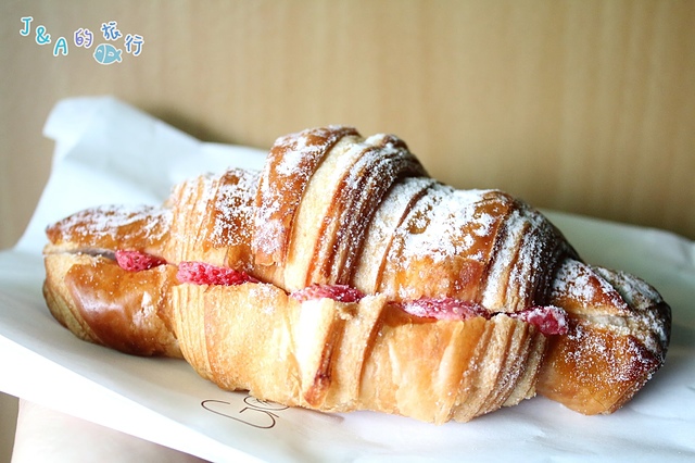 【捷運國父紀念館】Gontran Cherrier Bakery–法國巴黎可頌店 酸甜草莓可頌.還有台灣專屬的台灣茶可頌唷!東區可頌店 @J&A的旅行 【捷運國父紀念館】Gontran Cherrier Bakery–法國巴黎可頌店 酸甜草莓可頌.還有台灣專屬的台灣茶可頌唷!東區可頌店