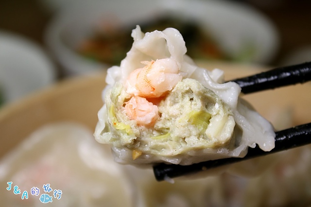 雲謙徽餛飩 黑嚕嚕墨魚餛飩.雙色麻醬抄手讓人眼睛為之一亮~【捷運文湖】內湖美食/內湖小吃 @J&A的旅行 雲謙徽餛飩 黑嚕嚕墨魚餛飩.雙色麻醬抄手讓人眼睛為之一亮~【捷運文湖】內湖美食/內湖小吃
