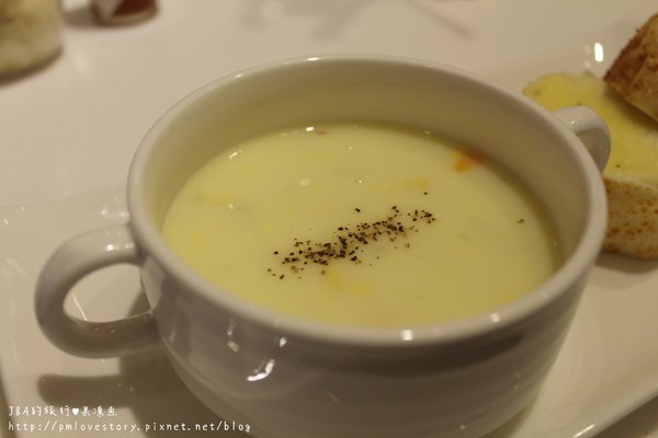 【捷運西門】Oyami cafe–巷弄間的夢幻咖啡廳 @J&A的旅行 【捷運西門】Oyami cafe–巷弄間的夢幻咖啡廳