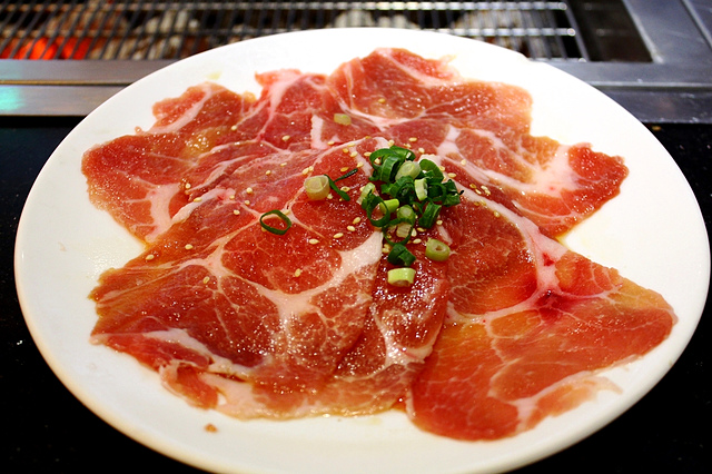 【捷運西門】三朵花炭火燒肉‧鍋物–韓國烤肉、燒肉、火鍋 吃到飽 @J&A的旅行 【捷運西門】三朵花炭火燒肉‧鍋物–韓國烤肉、燒肉、火鍋 吃到飽